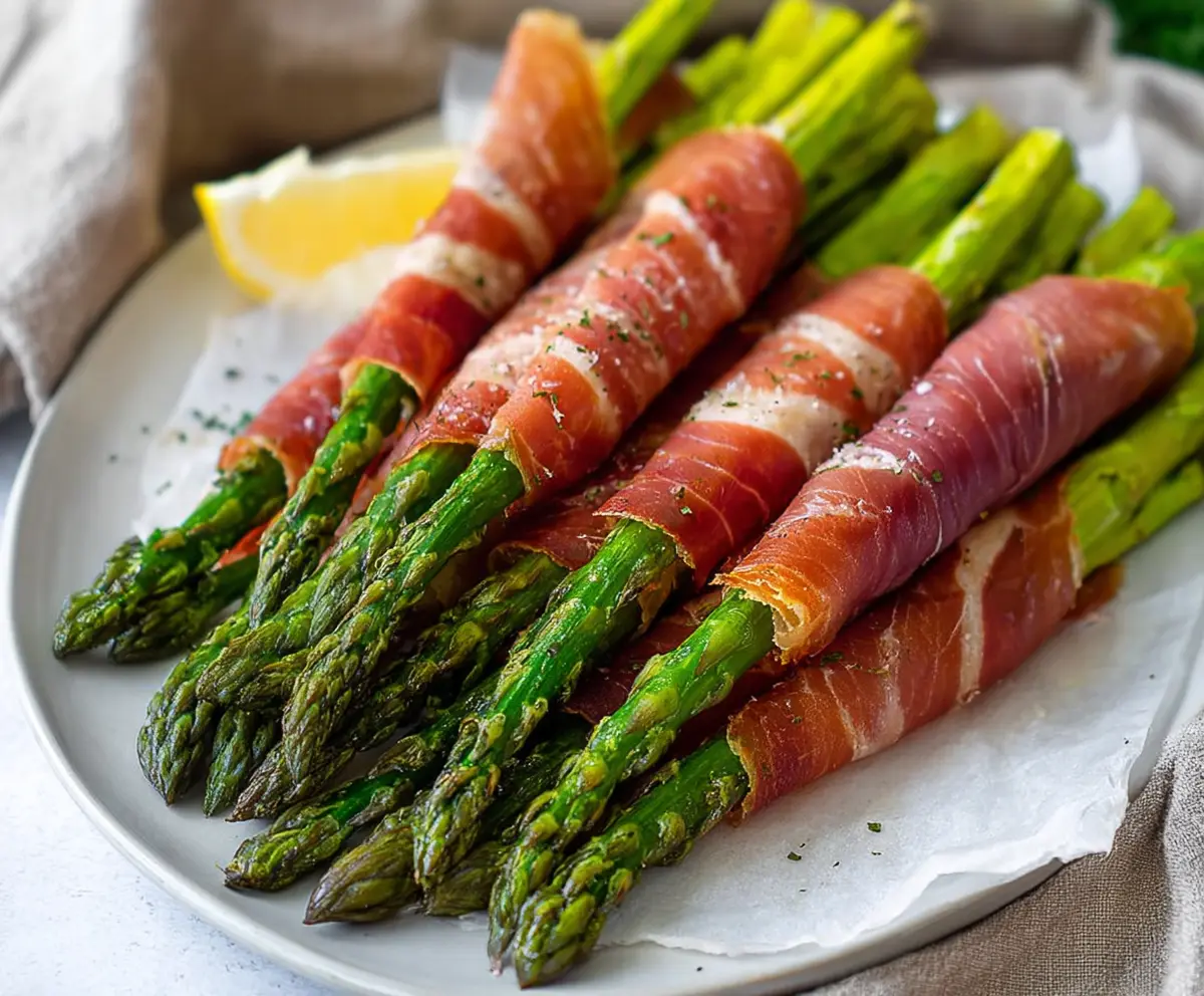 Easy Prosciutto-Asparagus Bites